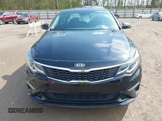 2019 Kia Optima LX with VIN 5XXGT4L3XKG349221, listed as a IAAI auction lot 41982906 with 31,251 mi miles. Bid and sale history available at carsss.com. Image 6.
