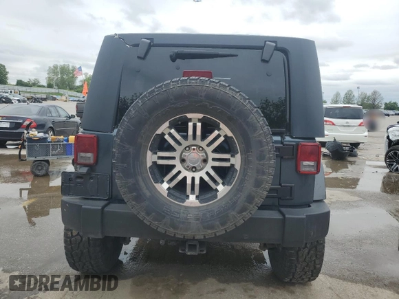2007 Jeep Wrangler Unlimited Sahara with VIN 1J4GB59177L226122, listed as a Copart auction lot 55529575 with 208,811 mi miles and Salvage title. Bid and sale history available at DreamBid. Image 6.