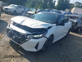 2024 Nissan Sentra SR z VIN 3N1AB8DV2RY352442, wystawiony jako IAAI lot #42473598 z przebiegiem 22 014 mil mil oraz . Historia ofert i sprzedaży dostępna na DreamBid. Obrazek 20.