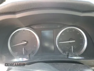 2019 Toyota Highlander SE z VIN 5TDJZRFH5KS570491, wystawiony jako Copart lot #50373435 z przebiegiem Nie podano mil oraz Szkoda całkowita • Salvage title. Historia ofert i sprzedaży dostępna na DreamBid. Obrazek 9.