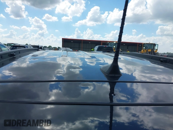 2024 Jeep Compass Latitude z VIN 3C4NJDBN4RT578170, wystawiony jako IAAI lot #42237990 z przebiegiem 17 265 mil mil oraz . Historia ofert i sprzedaży dostępna na DreamBid. Obrazek 19.