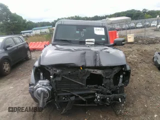 2023 Ford Bronco z VIN 1FMEE5BP0PLB18858, wystawiony jako IAAI lot #42487421 z przebiegiem 38 477 mil mil oraz . Historia ofert i sprzedaży dostępna na DreamBid. Obrazek 12.