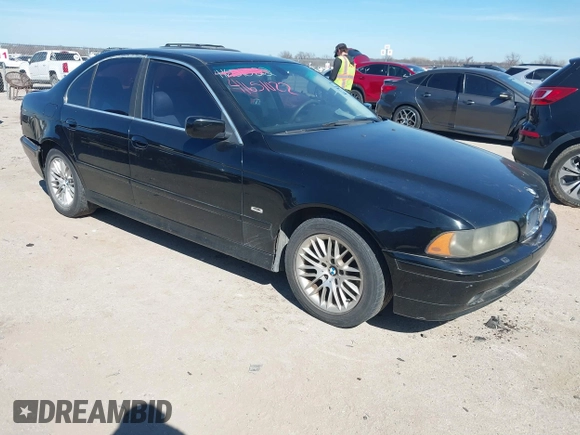 2001 BMW 5 Series 530iA with VIN WBADT634X1CF04145, listed as a IAAI auction lot 41651022 with 190,069 mi miles. Bid and sale history available at carsss.com. Image 1.