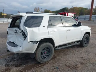 2021 Toyota 4Runner SR5 Premium with VIN JTENU5JR8M5895911, listed as a IAAI auction lot 41052577 with 60,111 mi miles and . Bid and sale history available at DreamBid. Image 4.
