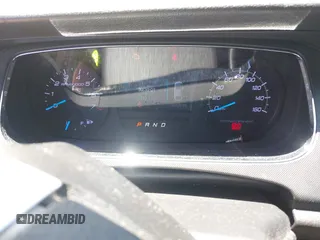 2019 Ford Police Interceptor z VIN 1FAHP2MK0KG107863, wystawiony jako IAAI lot #42337089 z przebiegiem 138 429 mil mil oraz . Historia ofert i sprzedaży dostępna na DreamBid. Obrazek 7.