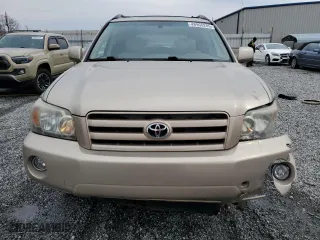 2006 Toyota Highlander w/3rd Row with VIN JTEDP21A860122481, listed as a Copart auction lot 48956285 with 110,522 mi miles and Salvage Title. Bid and sale history available at carsss.com. Image 5.