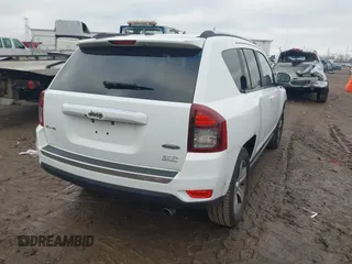2017 Jeep Compass High Altitude with VIN 1C4NJDEB2HD110539, listed as a IAAI auction lot 41118827 with 94,663 mi miles and . Bid and sale history available at carsss.com. Image 4.
