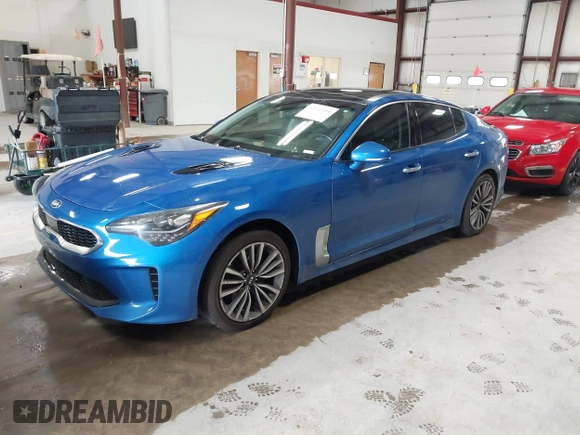 2018 Kia Stinger Premium with VIN KNAE25LA5J6017132, listed as a IAAI auction lot 42163195 with 176,947 mi miles. Bid and sale history available at carsss.com. Image 17.