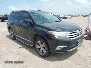 2013 Toyota Highlander Limited z VIN 5TDDK3EH1DS180782, wystawiony jako IAAI lot #42420237 z przebiegiem 193 773 mil mil oraz . Historia ofert i sprzedaży dostępna na DreamBid. Obrazek 1.