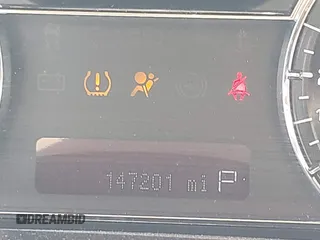 2009 Lincoln MKS z VIN 1LNHM94R59G620735, wystawiony jako IAAI lot #39793140 z przebiegiem 147 201 mil mil oraz . Historia ofert i sprzedaży dostępna na DreamBid. Obrazek 13.