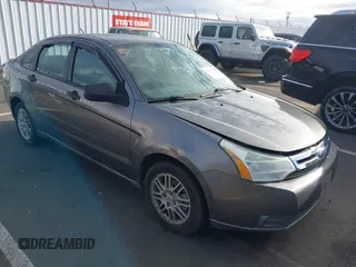 2010 Ford Focus SE with VIN 1FAHP3FN3AW243227, listed as a IAAI auction lot 41862142 with 264,713 mi miles. Bid and sale history available at carsss.com. Image 1.
