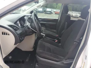 2017 Dodge Grand Caravan SE z VIN 2C4RDGBG6HR793773, wystawiony jako Copart lot #58641525 z przebiegiem 65 453 mil mil oraz Szkoda całkowita • Salvage title. Historia ofert i sprzedaży dostępna na DreamBid. Obrazek 7.