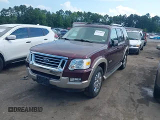 2006 Ford Explorer Eddie Bauer z VIN 1FMEU74E96UA01766, wystawiony jako IAAI lot #42624663 z przebiegiem 145 942 mil mil oraz . Historia ofert i sprzedaży dostępna na DreamBid. Obrazek 2.