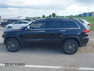 2018 Jeep Grand Cherokee Limited with VIN 1C4RJFBG4JC433449, listed as a IAAI auction lot 42219850 with 111,961 mi miles and . Bid and sale history available at DreamBid. Image 15.