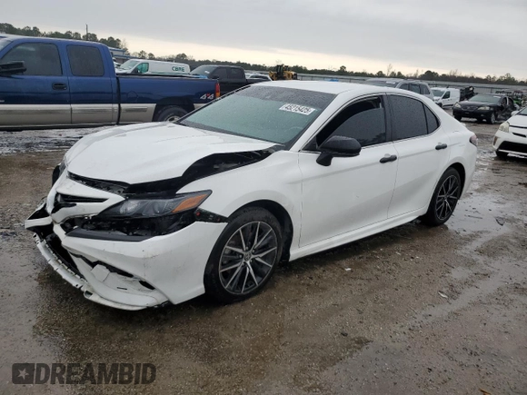2021 Toyota Camry SE Nightshade with VIN 4T1G11AK1MU466693, listed as a Copart auction lot 45215425 with 84,105 mi miles and Salvage Title. Bid and sale history available at carsss.com. Image 1.