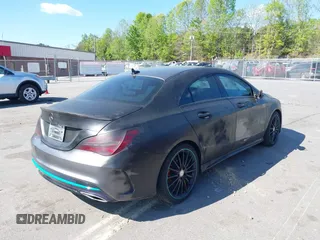 2017 Mercedes-Benz CLA 250 z VIN WDDSJ4EB4HN444378, wystawiony jako IAAI lot #42016618 z przebiegiem 69 885 mil mil oraz . Historia ofert i sprzedaży dostępna na DreamBid. Obrazek 4.