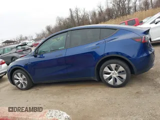 2024 Tesla Model Y Long Range with VIN 7SAYGDEE9RA269882, listed as a IAAI auction lot 41771485 with 18,145 mi miles. Bid and sale history available at carsss.com. Image 15.