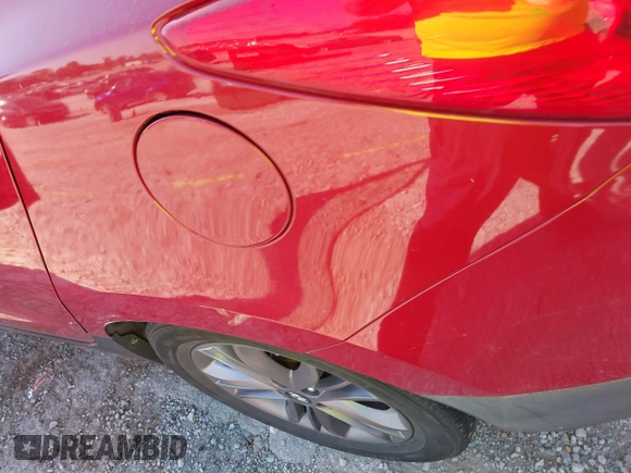 2015 Hyundai Tucson GLS with VIN KM8JT3AF9FU111854, listed as a IAAI auction lot 40669653 with 131,129 mi miles and . Bid and sale history available at DreamBid. Image 20.