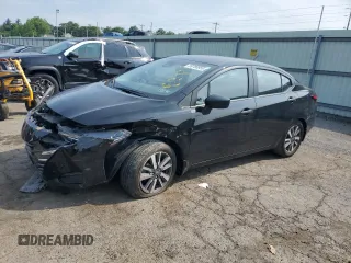 2023 Nissan Versa S z VIN 3N1CN8DV6PL817413, wystawiony jako Copart lot #59780955 z przebiegiem 7 463 mil mil oraz Szkoda całkowita • Salvage title. Historia ofert i sprzedaży dostępna na DreamBid. Obrazek 1.