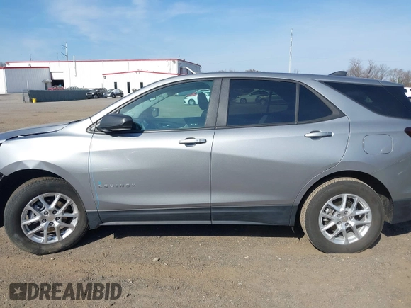 2024 Chevrolet Equinox LS with VIN 3GNAX5EG4RL157265, listed as a IAAI auction lot 41719325 with 24,741 mi miles. Bid and sale history available at carsss.com. Image 14.