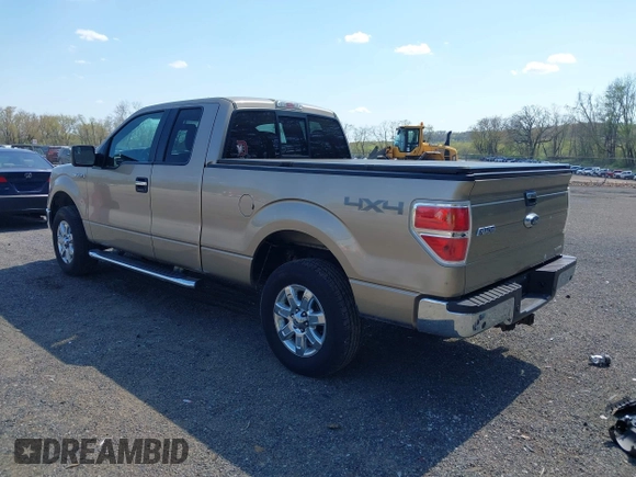 2014 Ford F-150 XL with VIN 1FTFX1EF3EFA91472, listed as a IAAI auction lot 42112651 with 1 mi miles. Bid and sale history available at carsss.com. Image 3.
