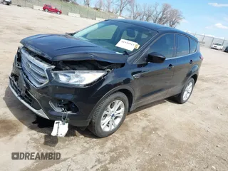 2019 Ford Escape SE z VIN 1FMCU9GDXKUB78598, wystawiony jako IAAI lot #41930913 z przebiegiem 111 284 mil mil oraz . Historia ofert i sprzedaży dostępna na DreamBid. Obrazek 19.
