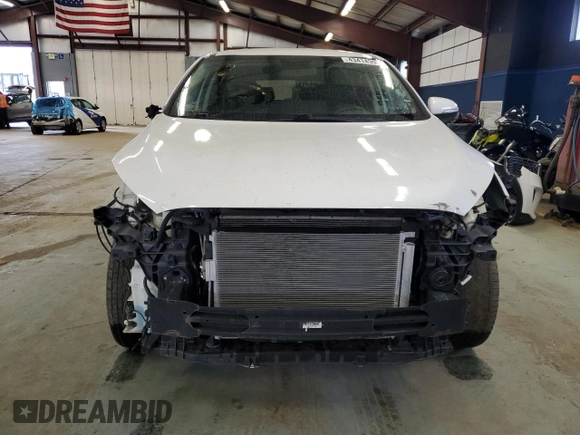 2019 Kia Sorento LX with VIN 5XYPGDA34KG524890, listed as a Copart auction lot 43414395 with 96,733 mi miles and Clean Title. Bid and sale history available at DreamBid. Image 5.