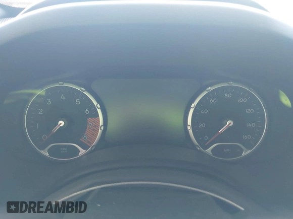 2021 Jeep Renegade Islander z VIN ZACNJDBB0MPN08135, wystawiony jako IAAI lot #42334510 z przebiegiem Nie podano mil oraz . Historia ofert i sprzedaży dostępna na DreamBid. Obrazek 7.