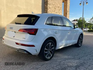 2021 Audi Q5 Premium Plus z VIN WA1BAAFY5M2024761, wystawiony jako Copart lot #57532125 z przebiegiem 90 042 mil mil oraz Czysty tytuł • Clean title. Historia ofert i sprzedaży dostępna na DreamBid. Obrazek 4.
