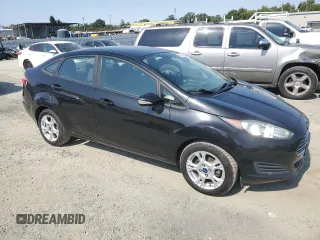 2015 Ford Fiesta SE z VIN 3FADP4BJXFM146122, wystawiony jako Copart lot #59998625 z przebiegiem 114 191 mil mil oraz Czysty tytuł • Clean title. Historia ofert i sprzedaży dostępna na DreamBid. Obrazek 4.