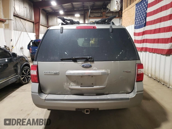 2008 Ford Expedition Limited с VIN 1FMFU20528LA34579, выставлен на аукционе Copart как лот 60508305 с пробегом 259 871 миль миль и Списание • Salvage title. История ставок и продаж доступна на DreamBid. Изображение 6.
