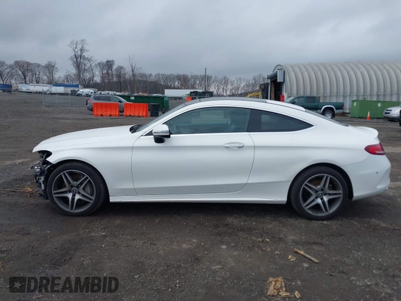 2018 Mercedes-Benz C 300 с VIN WDDWJ4KB5JF729208, выставлен на аукционе IAAI как лот 41937993 с пробегом 65 037 миль миль и . История ставок и продаж доступна на DreamBid. Изображение 14.