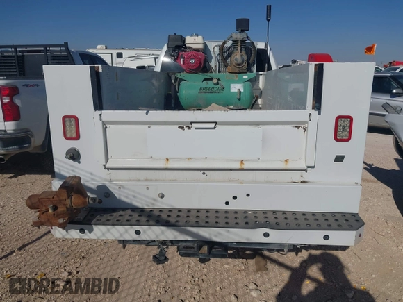 2017 Ram 2500 Tradesman с VIN 3C6TR5HT8HG737959, выставлен на аукционе IAAI как лот 41591328 с пробегом 240 260 миль миль и . История ставок и продаж доступна на DreamBid. Изображение 16.