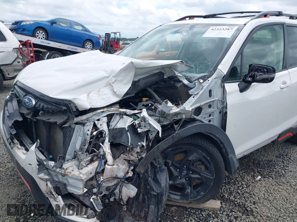 2021 Subaru Forester Special Sports with VIN JF2SKARC0MH506247, listed as a IAAI auction lot 42323287 with 65,186 mi miles and . Bid and sale history available at DreamBid. Image 6.