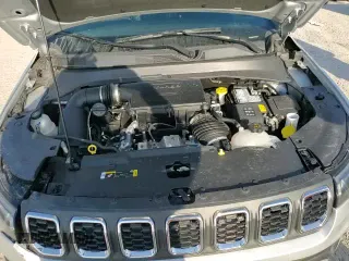 2025 Jeep Compass Latitude с VIN 3C4NJDBN5ST527637, выставлен на аукционе Copart как лот 85544595 с пробегом 4 727 миль миль и Списание • Salvage title. История ставок и продаж доступна на DreamBid. Изображение 14.