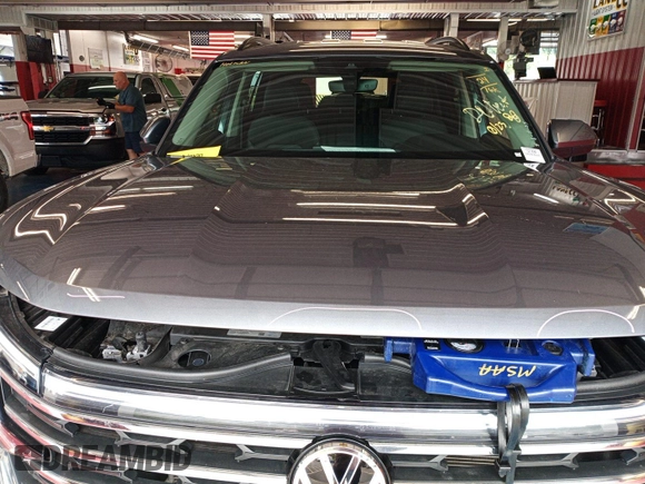 2024 Volkswagen Atlas SE with VIN 1V2HR2CA4RC567377, listed as a IAAI auction lot 42845567 with 16,658 mi miles and . Bid and sale history available at DreamBid. Image 19.