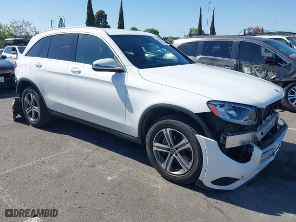 2019 Mercedes-Benz GLC with VIN WDC0G4JB0KV172130, listed as a IAAI auction lot 42094565 with 40,013 mi miles. Bid and sale history available at carsss.com. Image 1.