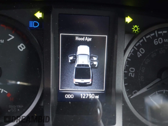 2021 Toyota Tacoma SR5 z VIN 3TMDZ5BN8MM117163, wystawiony jako IAAI lot #42070540 z przebiegiem 12 790 mil mil oraz . Historia ofert i sprzedaży dostępna na DreamBid. Obrazek 14.