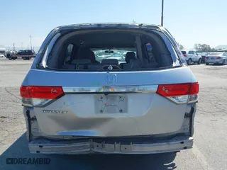 2014 Honda Odyssey LX with VIN 5FNRL5H24EB008838, listed as a IAAI auction lot 41987432 with 276,432 mi miles. Bid and sale history available at carsss.com. Image 17.