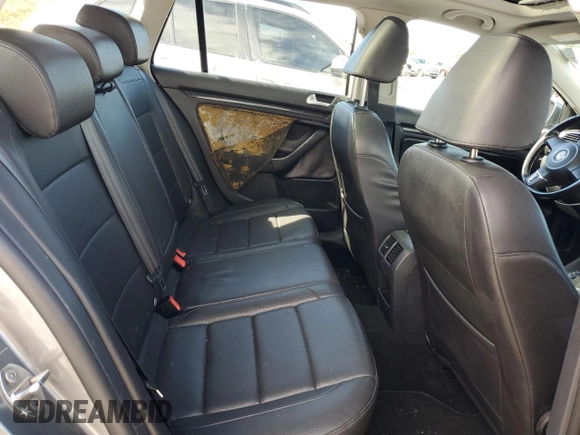 2010 Volkswagen Jetta SE with VIN 3VWTX7AJ7AM685974, listed as a Copart auction lot 72922774 with 160,572 mi miles and Salvage title. Bid and sale history available at DreamBid. Image 11.