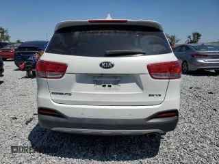 2018 Kia Sorento EX with VIN 5XYPH4A53JG409422, listed as a Copart auction lot 53042375 with 89,345 mi miles and Non repairable. Bid and sale history available at DreamBid. Image 6.