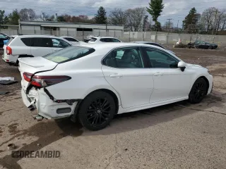 2021 Toyota Camry SE Nightshade with VIN 4T1G11AK5MU412927, listed as a Copart auction lot 51737555 with 70,236 mi miles and Salvage Title. Bid and sale history available at DreamBid. Image 3.
