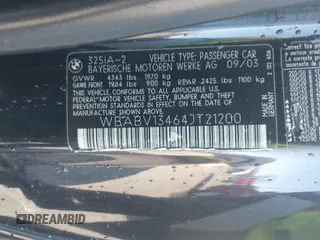 2004 BMW 3 Series 325Ci с VIN WBABV13464JT21200, выставлен на аукционе IAAI как лот 41637957 с пробегом 301 778 миль миль и . История ставок и продаж доступна на DreamBid. Изображение 9.