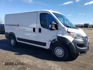 2024 Ram ProMaster Cargo with VIN 3C6LRVVG8RE145742, listed as a Copart auction lot 47424705 with 4,576 mi miles and Salvage Title. Bid and sale history available at DreamBid. Image 4.