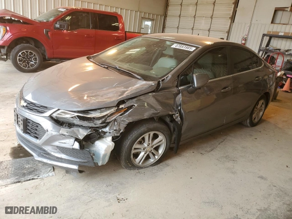 2018 Chevrolet Cruze LT with VIN 1G1BE5SM0J7228511, listed as a Copart auction lot 47893985 with 37,936 mi miles and Salvage Title. Bid and sale history available at carsss.com. Image 1.
