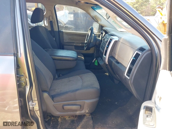 2009 Dodge Ram 1500 SLT with VIN 1D3HB18T89S737859, listed as a IAAI auction lot 41156420 with 182,349 mi miles. Bid and sale history available at carsss.com. Image 5.