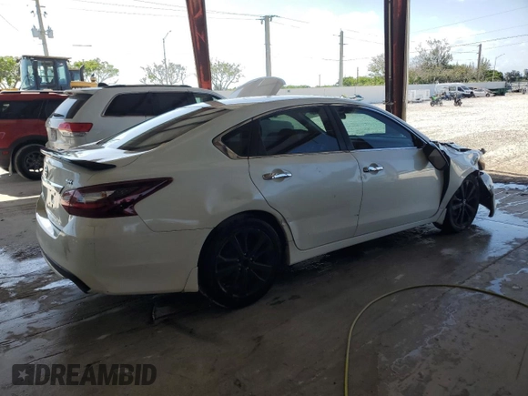 2017 Nissan Altima SV with VIN 1N4AL3AP5HC291829, listed as a Copart auction lot 57784925 with 38,972 mi miles and Salvage title. Bid and sale history available at DreamBid. Image 3.