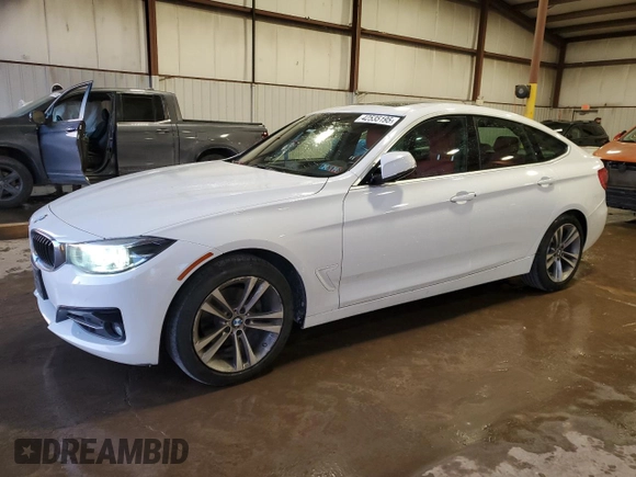 2018 BMW 3 Series 330i xDrive with VIN WBA8Z9C5XJG828289, listed as a Copart auction lot 42535195 with 57,623 mi miles and Salvage Title. Bid and sale history available at carsss.com. Image 1.