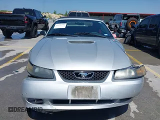 2001 Ford Mustang Deluxe с VIN 1FAFP44451F208230, выставлен на аукционе IAAI как лот 42191956 с пробегом 118 287 миль миль и . История ставок и продаж доступна на DreamBid. Изображение 12.