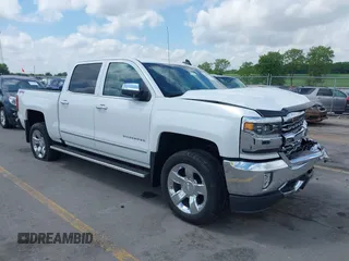 2018 Chevrolet Silverado 1500 LTZ with VIN 3GCUKSEC5JG316257, listed as a IAAI auction lot 39563628 with 62,872 mi miles. Bid and sale history available at carsss.com. Image 1.